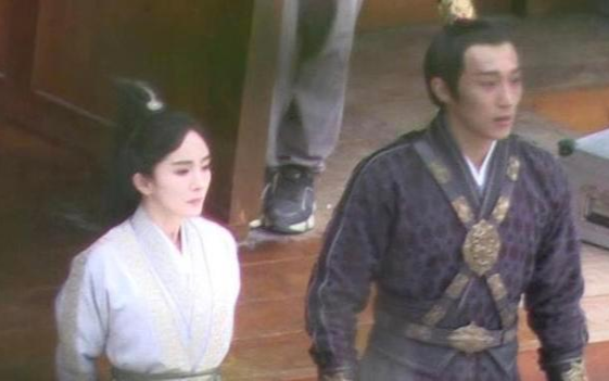 Dương Mịch căng thẳng khiến bạn diễn hết hồn khi quay 'Hộc Châu Phu nhân' Ảnh 2