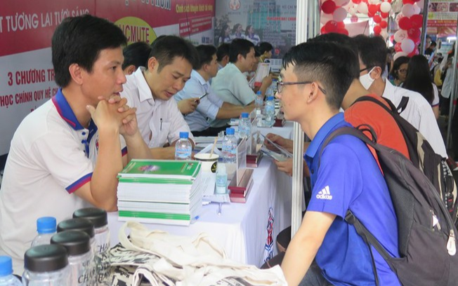 Nhiều thí sinh không xét tuyển ĐH-CĐ bằng điểm thi tốt nghiệp Ảnh 2