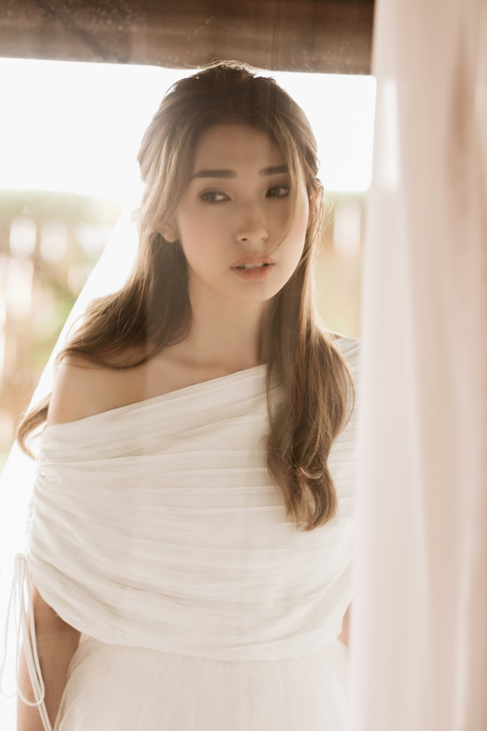 Khổng Tú Quỳnh - Corn To Queen