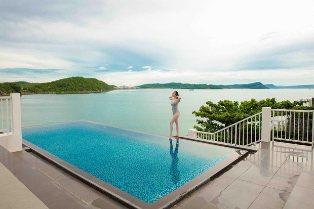 Hoa hậu Giáng My tự tin diện đồ bơi khoe sắc vóc tươi trẻ đến gái đôi mươi cũng phải ghen tỵ Ảnh 3