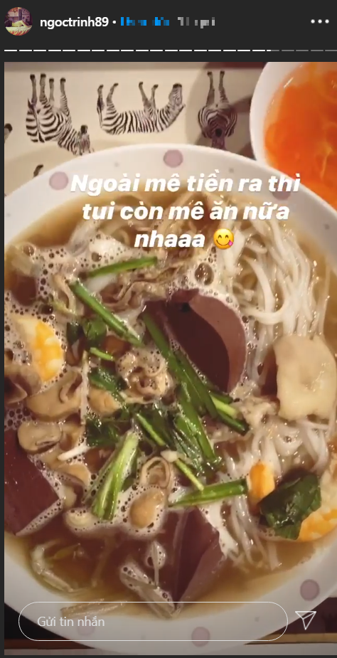 Ngọc Trinh cũng hài hước đáp lại bài đăng của trợ lý mình rằng: 'Ngoài mê tiền thì tui còn mê ăn'
