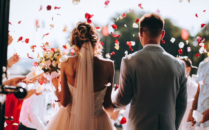 Chị Đồng đều bỏ đi cùng của hồi môn sau khi kết hôn. Ảnh minh họa