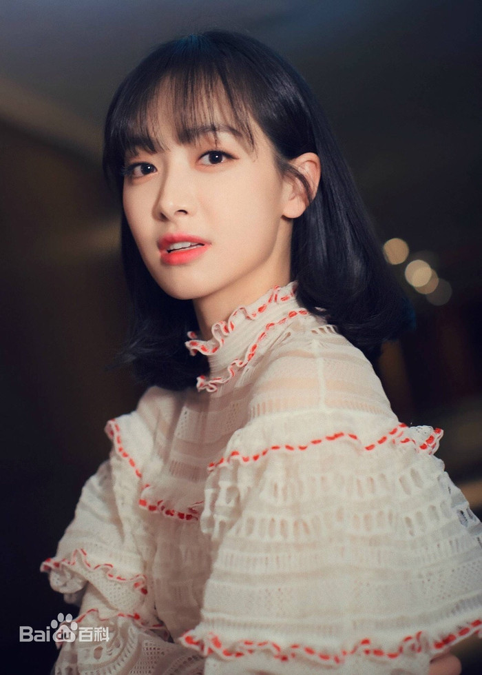 Nữ minh tinh Hoa Ngữ được thương hiệu ưu ái nhất nửa đầu năm 2020: Vượt qua những cái tên đình đám, Tống Thiến bất ngờ dẫn đầu Ảnh 3