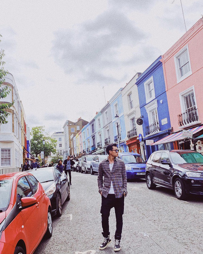 Thế Anh sở hữu phong cách thời trang 'cực ngầu'.