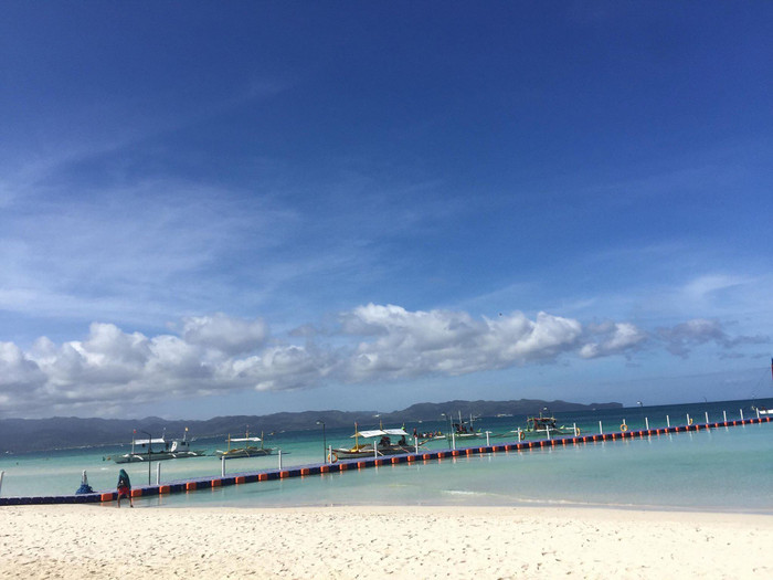 Từ bãi biển ngập ngụa rác, Boracay đã khiến nhiều người kinh ngạc vì sự thay đổi này Ảnh 4