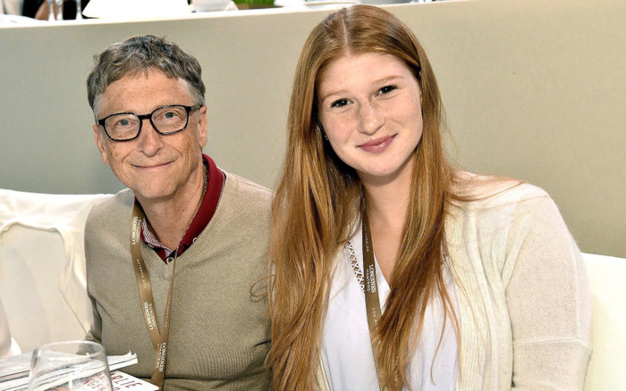 Bill Gates và con gái rượu Jennifer. (Ảnh: Shutterstock Rex / EEM)