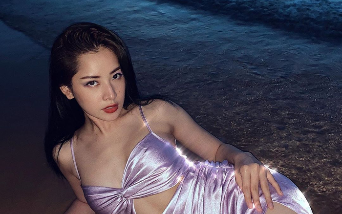 Chi Pu chăm diện đồ cắt xẻ, kiểu nào cũng phải khoe triệt để vòng 1 mới hài lòng Ảnh 2