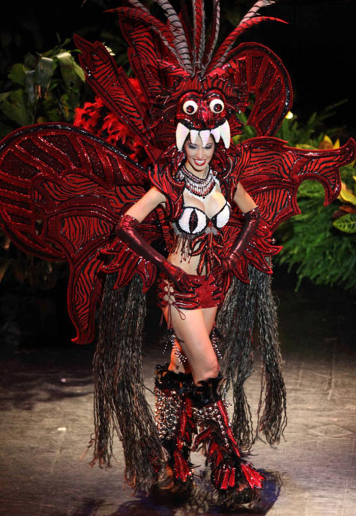 Panama Best National Costume - Miss Universe 2009.