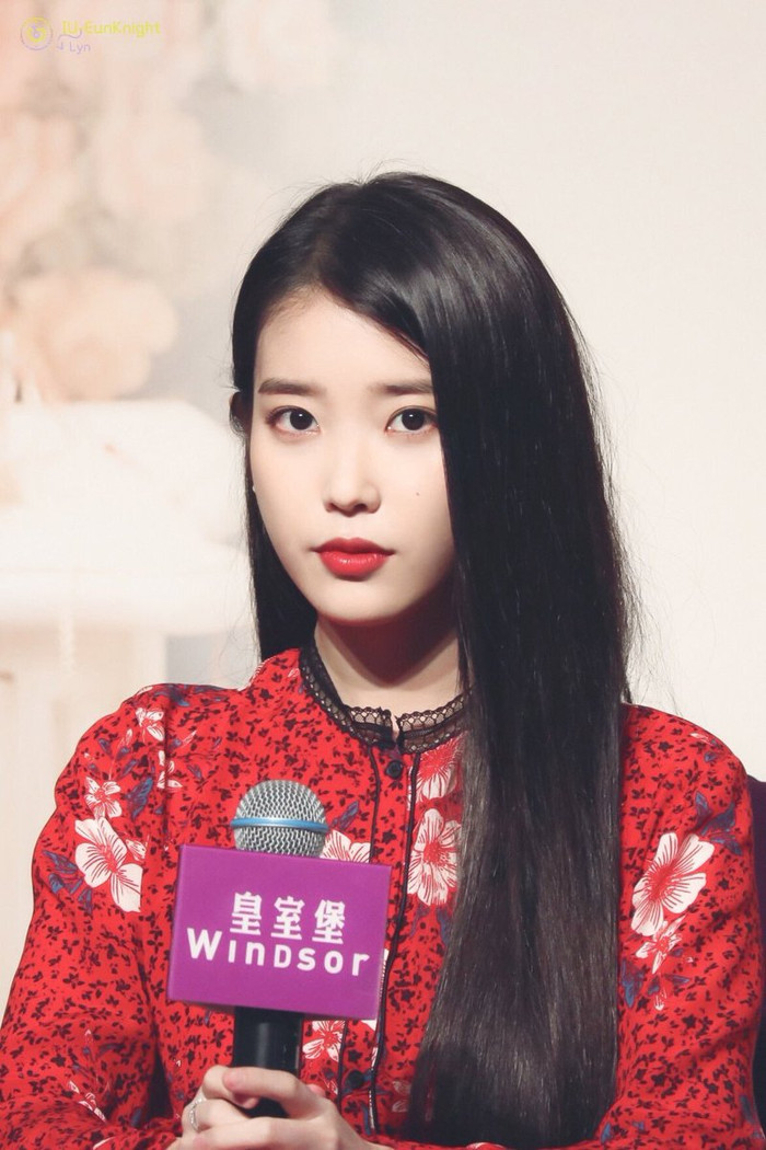 IU.