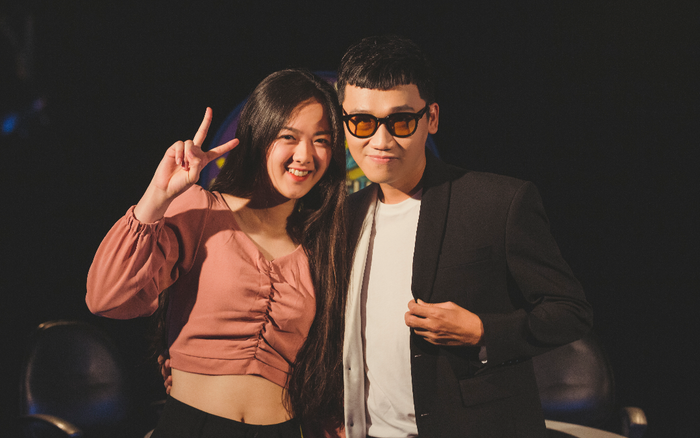 Giúp đỡ Xuân Nghị trong 'Ai là triệu phú', cô nàng 2X xinh đẹp khiến dân tình xôn xao 'lùng info' Ảnh 2