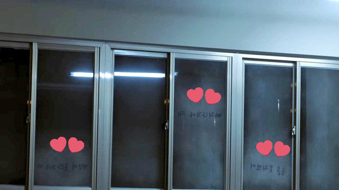 10 giả thuyết siêu lôi cuốn của fans về ý nghĩa phía sau MV dài 19 phút của TXT - 'Eternally' Ảnh 10