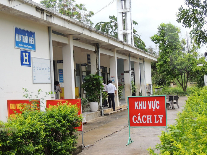 Trung tâm y tế huyện Sa thầy thành lập khu cách ly người bệnh. Ảnh: Báo Công Lý