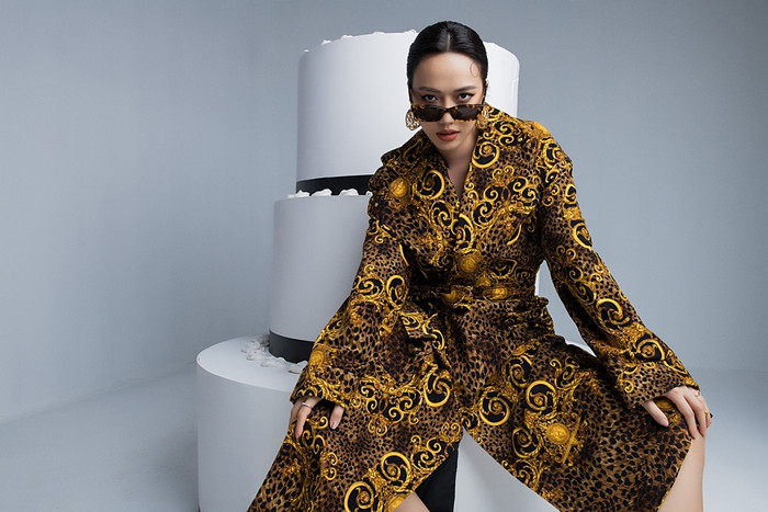 Diệu Nhi tự biên tự diễn quay MV cover hit Vũ Cát Tường, nhưng ám ảnh nhất là màn hát như đọc... văn xuôi! Ảnh 8