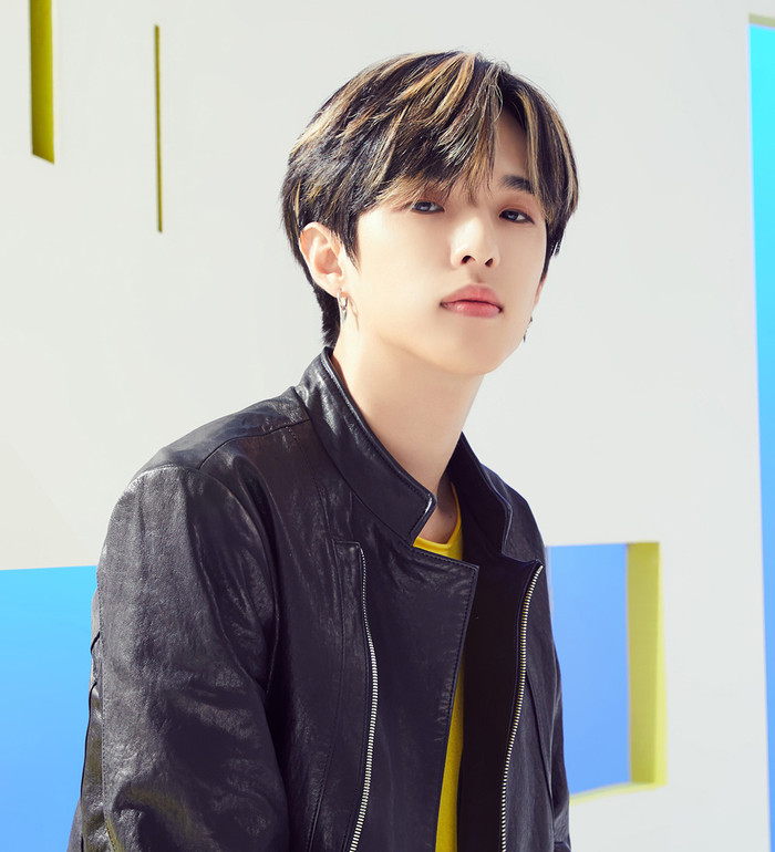 Jae (Day6) tố JYP đối xử bất công với mình.