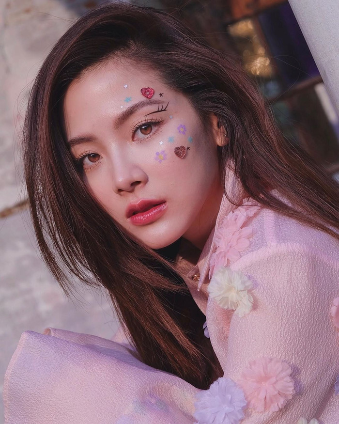 Ở Baifern, cô vừa có khí chất sang chảnh vừa có nét ngây thơ và quyến rũ cùng lúc