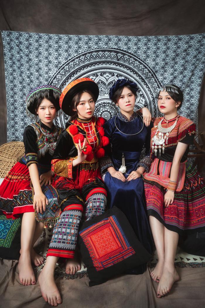 Bộ ảnh kỷ yếu đậm chất dân tộc của học sinh Cao Bằng 'gây sốt' mạng xã hội Ảnh 6