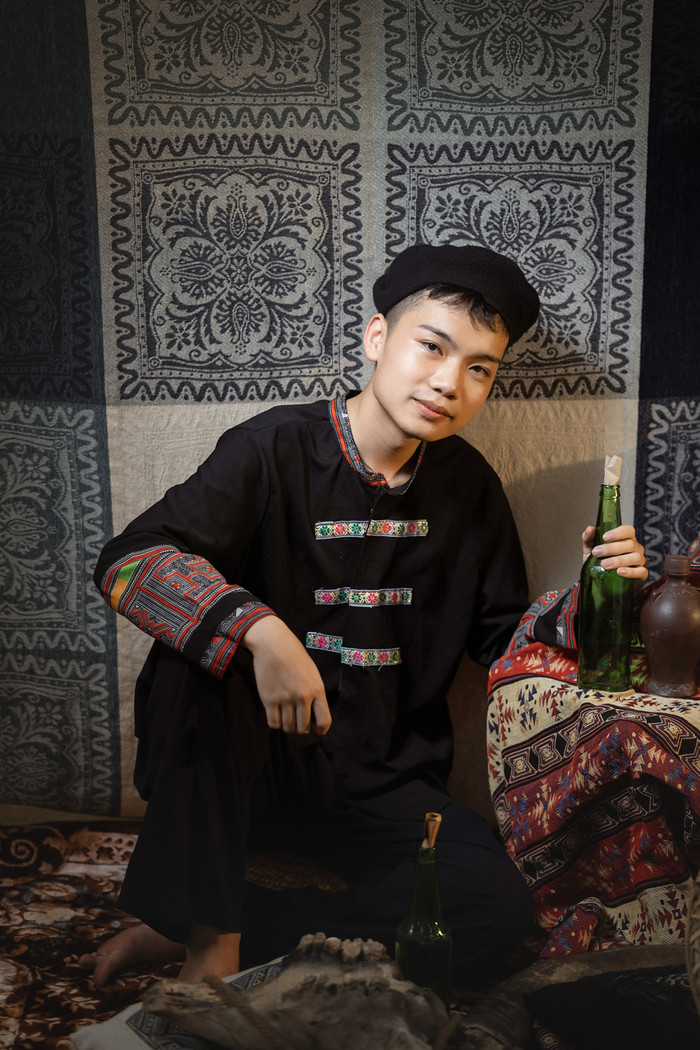 Bộ ảnh kỷ yếu đậm chất dân tộc của học sinh Cao Bằng 'gây sốt' mạng xã hội Ảnh 8