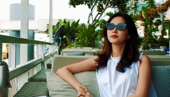 Hiếm hoi mới thấy Đặng Thu Thảo chủ động đăng ảnh chồng, lại còn tương tác cực 'tình' Ảnh 4