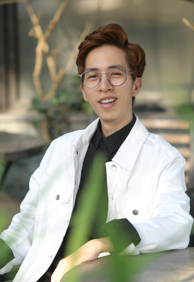 Loạt sản phẩm ồn ào nhất Vpop nửa đầu 2020: Erik dính 'liên hoàn phốt', K-ICM bị tố đạo nhái phục trang, 'xài chùa' tranh không xin phép Ảnh 23