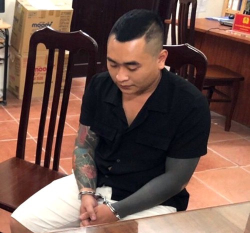 Đào Minh Hoàng tại cơ quan công an