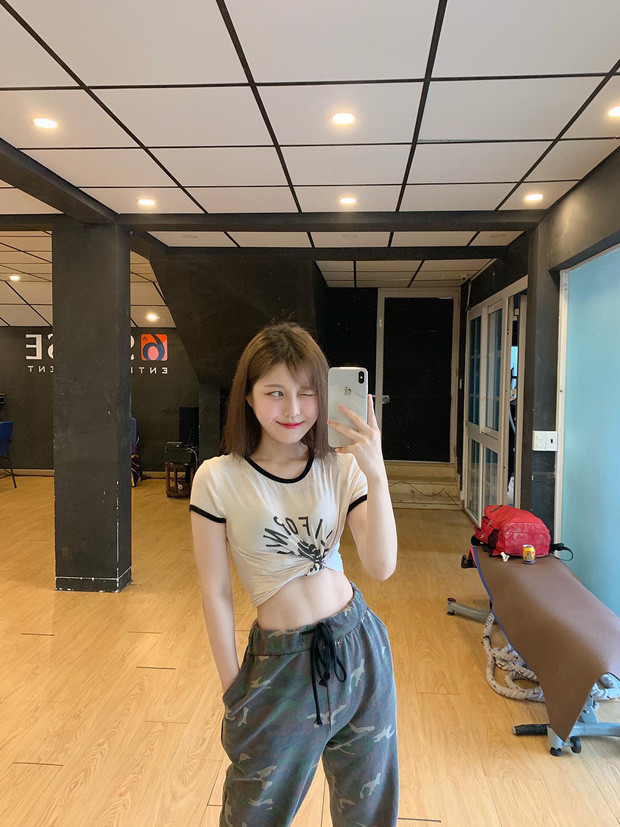 Tạm biệt eo 53, Han Sara khoe số đo mới thách thức hội chị em mỹ nhân Việt Ảnh 10