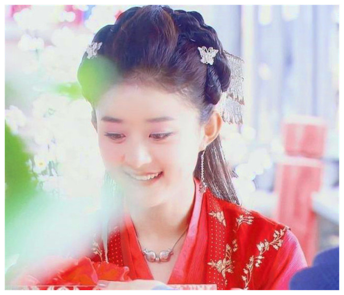 Triệu Lộ Tư có xứng đáng là 'truyền nhân' của Triệu Lệ Dĩnh? Ảnh 1