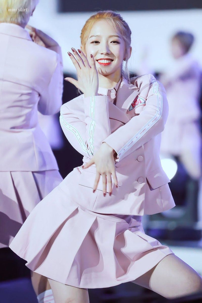 8 idol K-Pop 'vạn người mê' debut từ các chương trình sinh tồn của Trung Quốc Ảnh 4