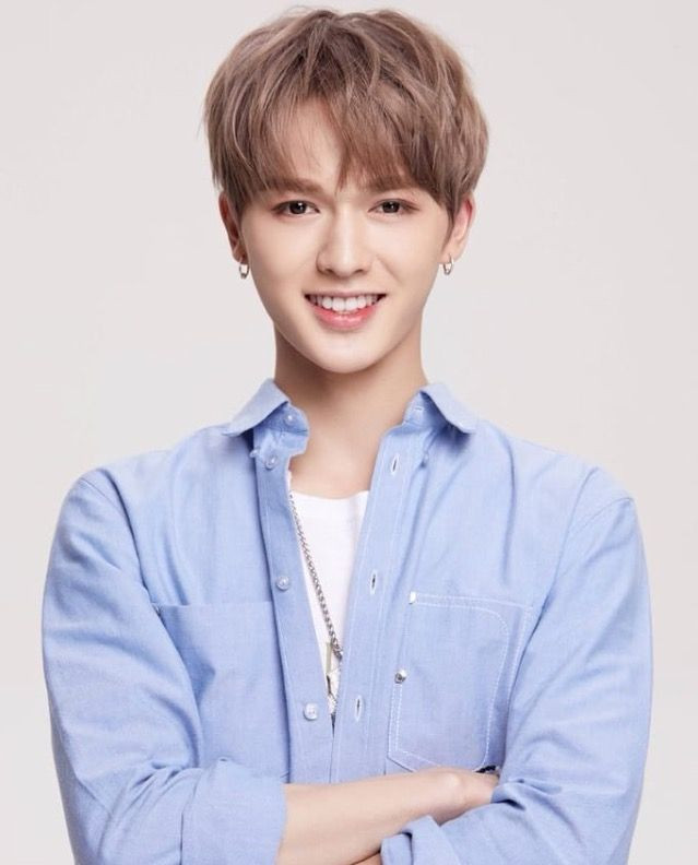 8 idol K-Pop 'vạn người mê' debut từ các chương trình sinh tồn của Trung Quốc Ảnh 30