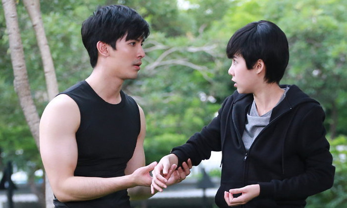 'Leh Game Rak' - Mỹ nhân Esther Supreeleela lột xác thành trai, nên duyên cùng nam thần Yuke Songpaisan trong mối tình công sở đầy trắc trở Ảnh 14