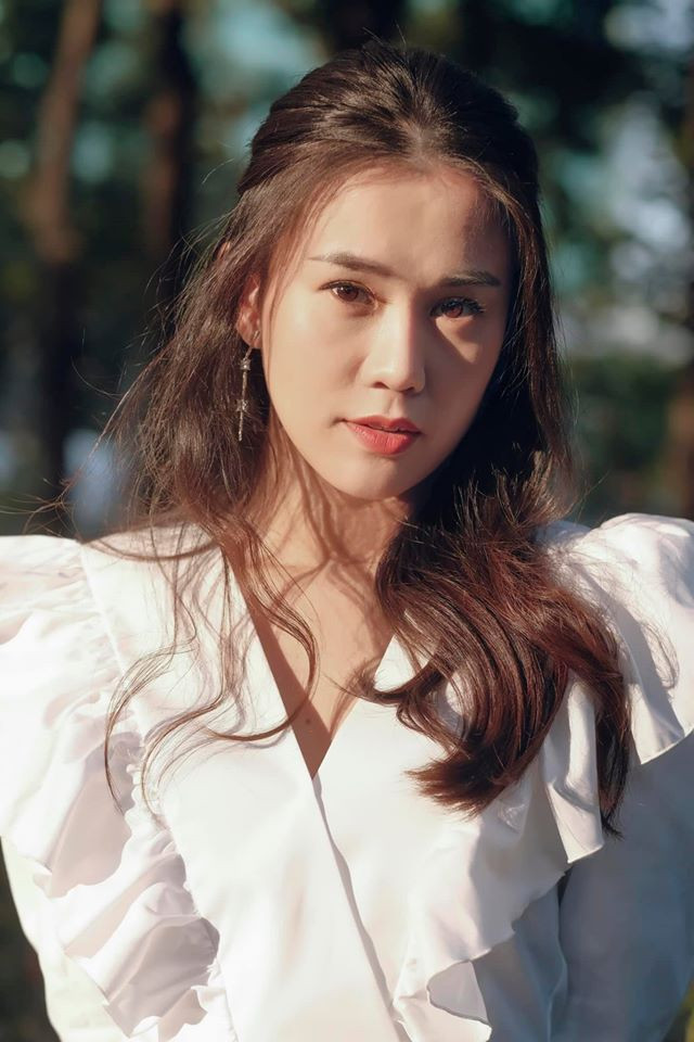 Với ngoại hình sáng và lối diễn xuất tự nhiên, cô nàng ngày càng được nhiều người biết đến.