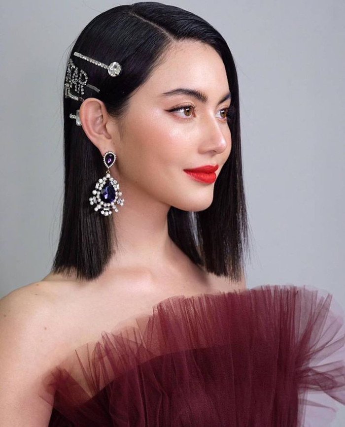 Nhan sắc khác biệt của các mỹ nhân Thái khi cắt tóc ngắn: Jooy Warattaya hack tuổi, Kimmy Kimberley quyến rũ, Mai Davika cuốn hút Ảnh 9
