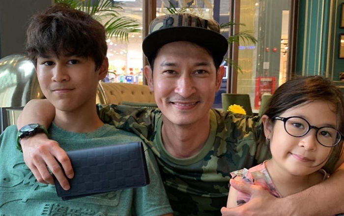 Bị chê không chăm chút cho con trai, vợ cũ Huy Khánh thẳng thắn đáp trả anti-fan nhưng lại mỉa mai chồng cũ Ảnh 2