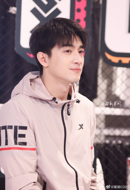 Lâm Canh Tân trở lại sau một tháng biến mất vì tình trạng sức khỏe không tốt? Ảnh 9