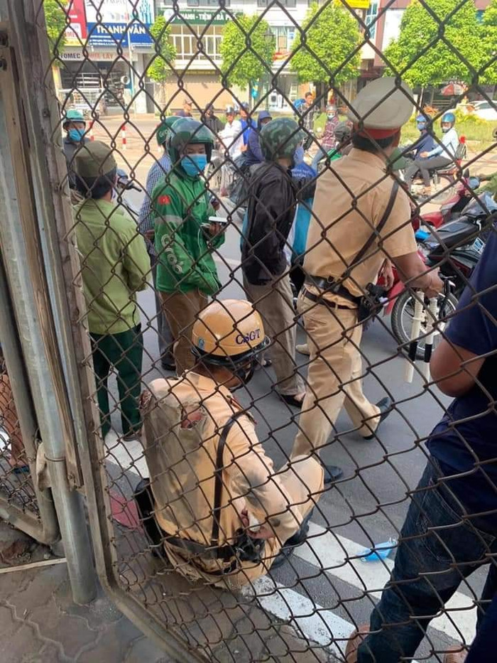 Vụ việc khiến chiến sĩ CSGT bị thương phải nhập viện.