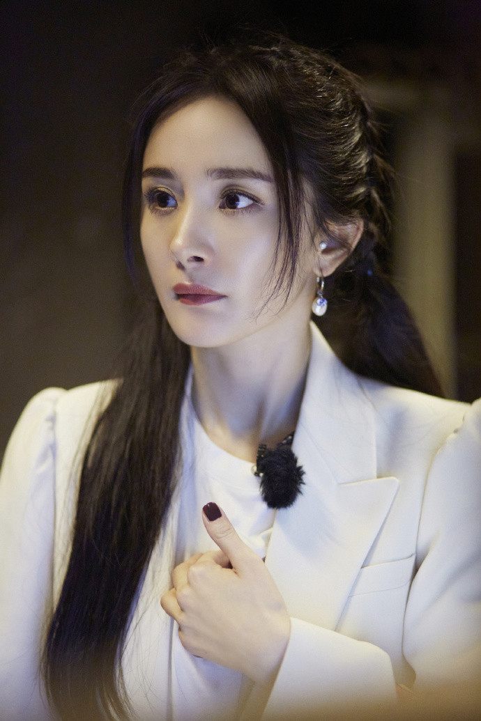 Đặng Luân kéo lê Dương Mịch trong show 'Trốn thoát khỏi mật thất' Ảnh 24