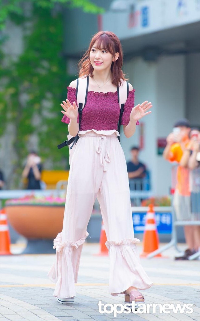 Sakura khi mới sang Hàn.