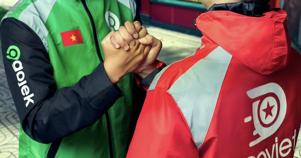 Đồng phục màu đỏ của GoViet sắp được thay thế bằng đồng phục xanh đen. Ảnh: GoViet