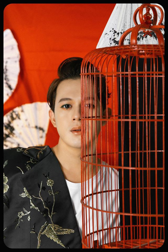 Quang Anh hoá thân thành hình tượng đầy ma mị khiến ai cũng ngoái nhìn Ảnh 8