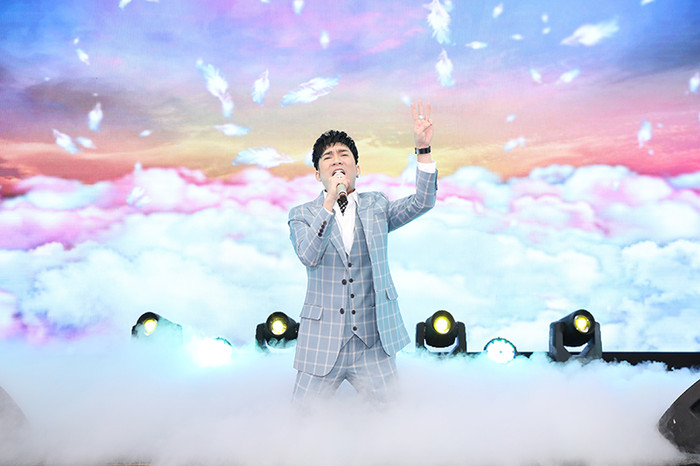 Quang Hà chia sẻ về việc trở lại giữa lúc Vpop đang nhộn nhịp: 'Cơm nhà nào nhà nấy ăn' Ảnh 4