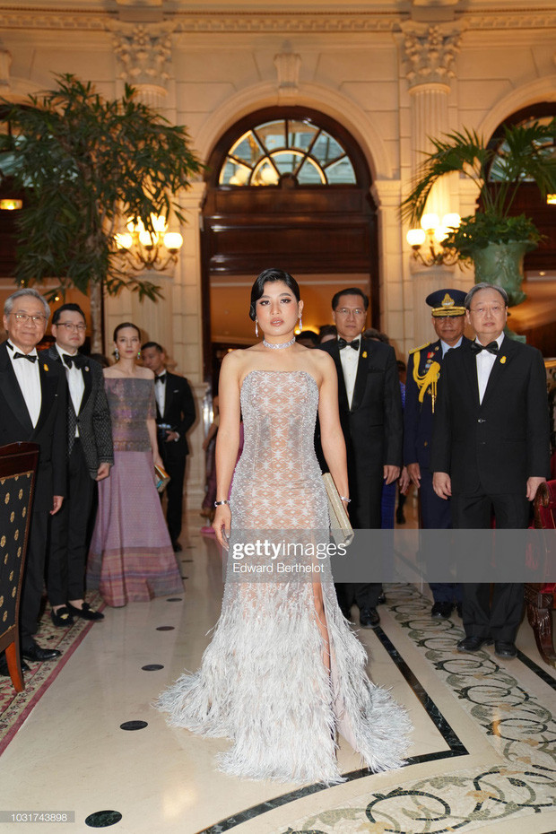 Công chúa Thái thường xuyên lọt vào top những nữ nhân Hoàng gia sở hữu phong cách ấn tượng nhất, được cánh truyền thông săn đón nhiệt tình