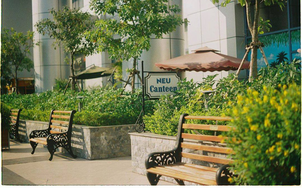 Đại học Kinh tế Quốc dân chơi lớn “khai trương” tiệm nail trong trường Ảnh 2