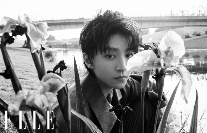 Vương Tuấn Khải trên tạp chí Elle số tháng 8: Vừa nghệ thuật, vừa trưởng thành Ảnh 5