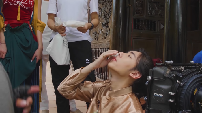 K-ICM liên tục chảy máu cam trên trường quay: Dù có không thích cũng đừng bao giờ phủ nhận nỗ lực của chàng trai này! Ảnh 4