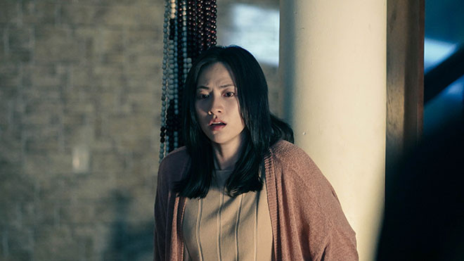 Review 'Bằng chứng vô hình’: Lạnh gáy với trò chơi mèo vờn chuột giữa tên sát nhân biến thái và Sherlock Holmes phiên bản Việt Nam Ảnh 8