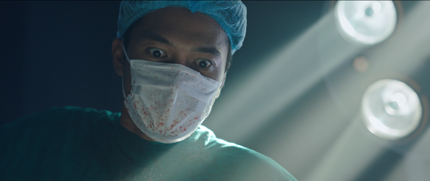 Review 'Bằng chứng vô hình’: Lạnh gáy với trò chơi mèo vờn chuột giữa tên sát nhân biến thái và Sherlock Holmes phiên bản Việt Nam Ảnh 7