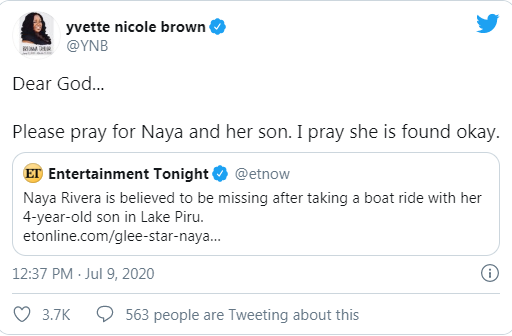 Dàn cast Glee cùng cầu nguyện sau khi nữ tài tử Naya Rivera mất tích giữa hồ Ảnh 16