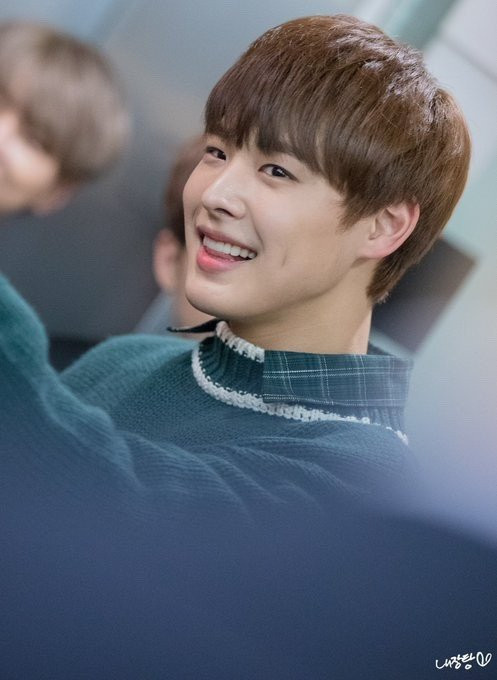 Ảnh chỉnh sửa và chưa chỉnh sửa của các sao Hàn, ai mới là người đẹp tự nhiên? Ảnh 46