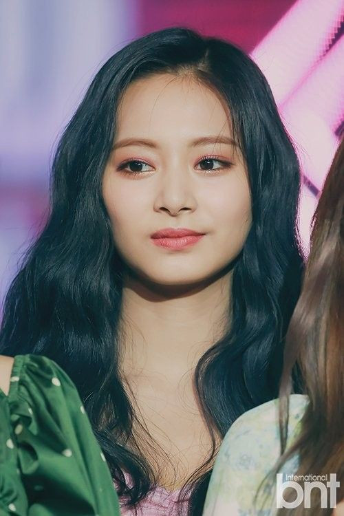Ảnh chỉnh sửa và chưa chỉnh sửa của các sao Hàn, ai mới là người đẹp tự nhiên? Ảnh 43