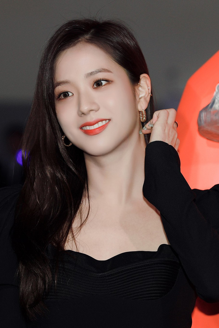 Thêm một pha xử lý 'cồng kềnh' từ Google: Tìm kiếm Jisoo (BlackPink) nhưng lại ra... 'hot girl trứng rán' Trần Thanh Tâm Ảnh 3
