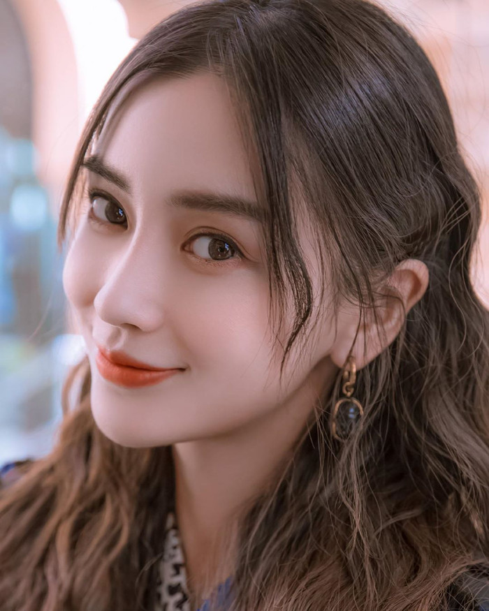 Chung Sở Hy và Lâm Duẫn sẽ là hai người 'nối nghiệp' sáng giá của Angelababy Ảnh 19